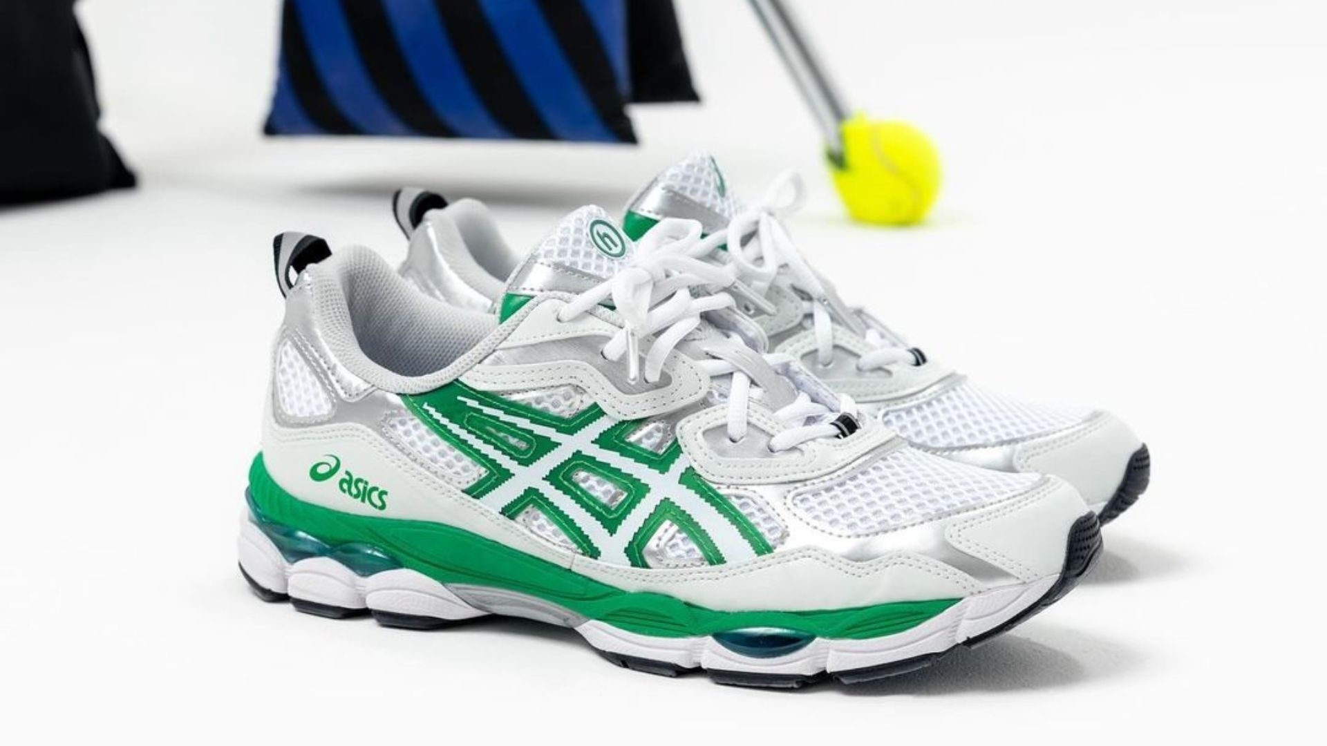 ASICS