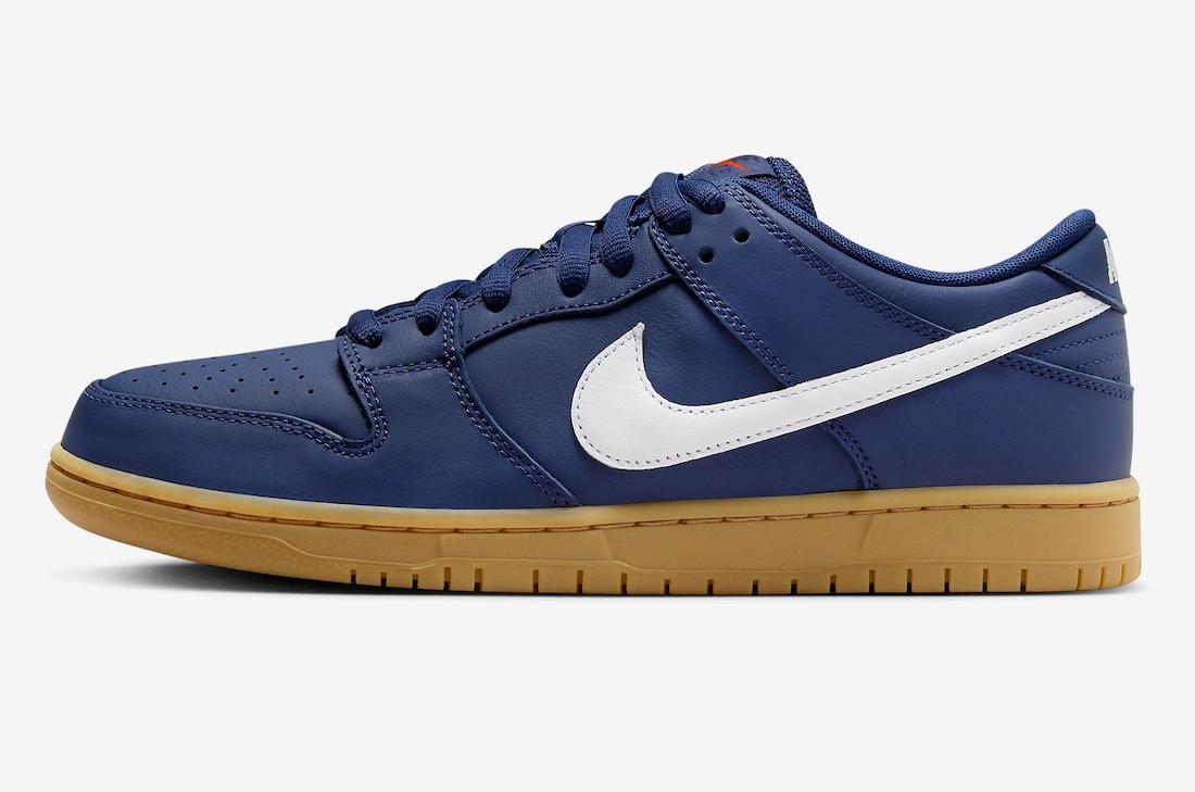 Nike SB Dunk Low Navy Gum